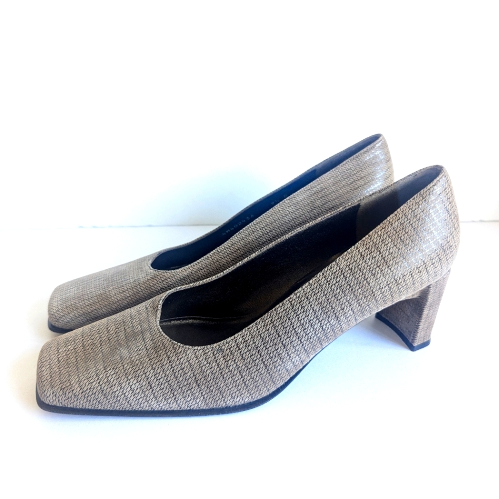 Stuart Weitzman Houndstooth Leather Slip On Heel Mule 9.5 B Regular Granny Core
